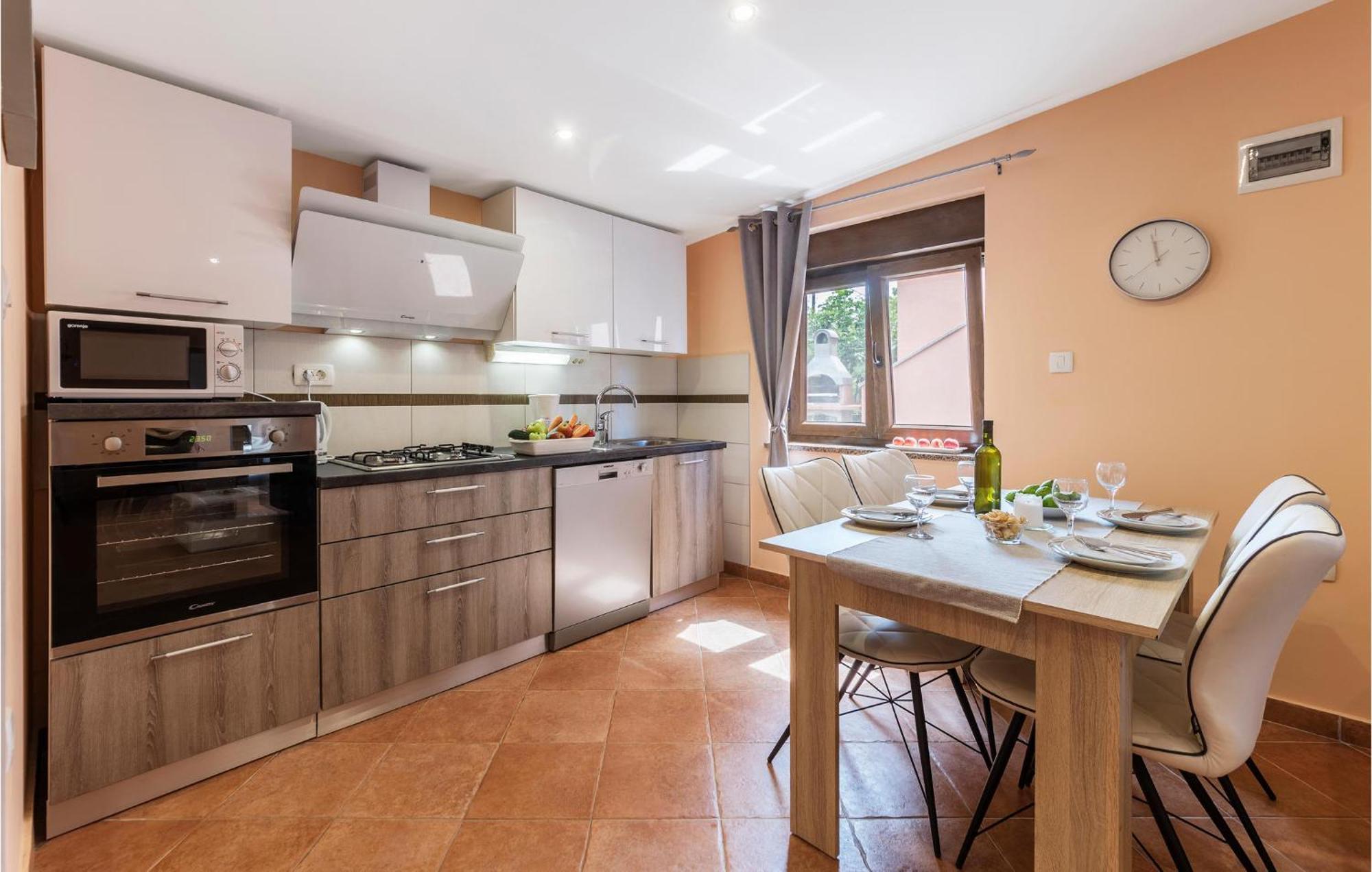 1 Bedroom Stunning Apartment In プーラ エクステリア 写真